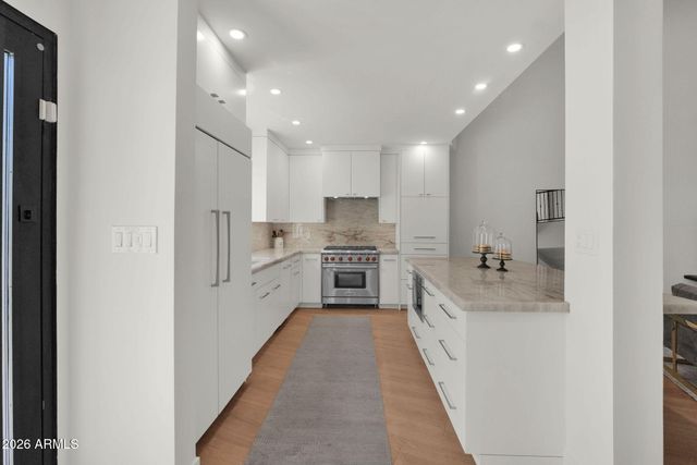 7209 E MCDONALD Drive 41, Scottsdale, AZ 85250