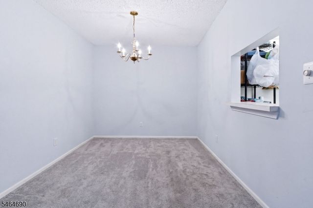 90 Edward Dr, Franklin Twp., NJ 08823