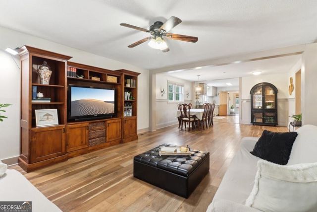 901 E Main Street, Hogansville, GA 30230