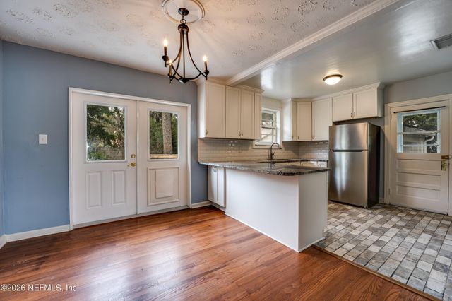 3806 ORLANDO Circle W, Jacksonville, FL 32207