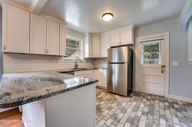 3806 ORLANDO Circle W, Jacksonville, FL 32207