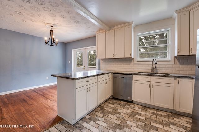 3806 ORLANDO Circle W, Jacksonville, FL 32207