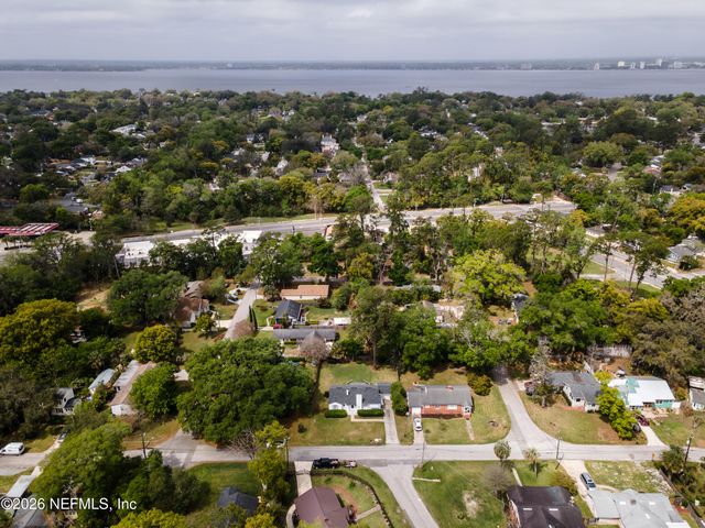 3806 ORLANDO Circle W, Jacksonville, FL 32207