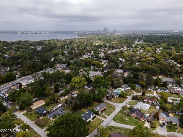 3806 ORLANDO Circle W, Jacksonville, FL 32207