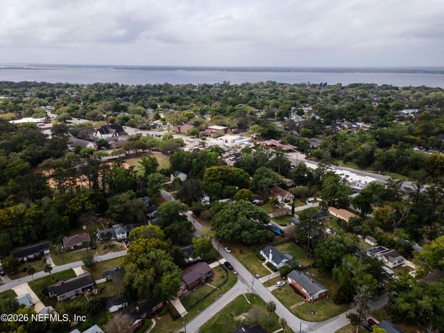 3806 ORLANDO Circle W, Jacksonville, FL 32207