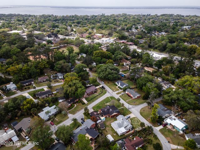 3806 ORLANDO Circle W, Jacksonville, FL 32207