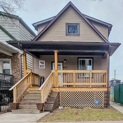 907 N Leamington Avenue, Chicago, IL 60651