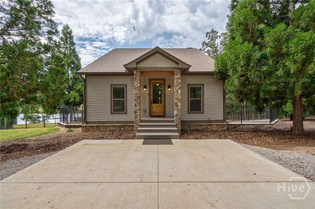 1364 Old Bishop Road, Bishop, GA 30621