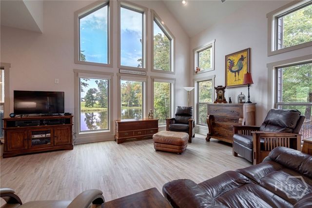 1364 Old Bishop Road, Bishop, GA 30621