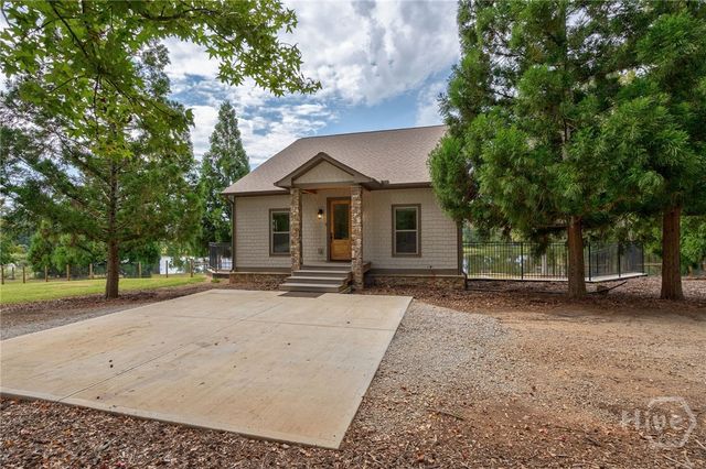 1364 Old Bishop Road, Bishop, GA 30621