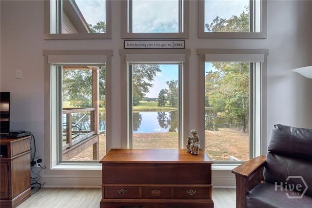 1364 Old Bishop Road, Bishop, GA 30621