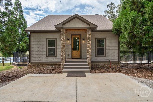 1364 Old Bishop Road, Bishop, GA 30621