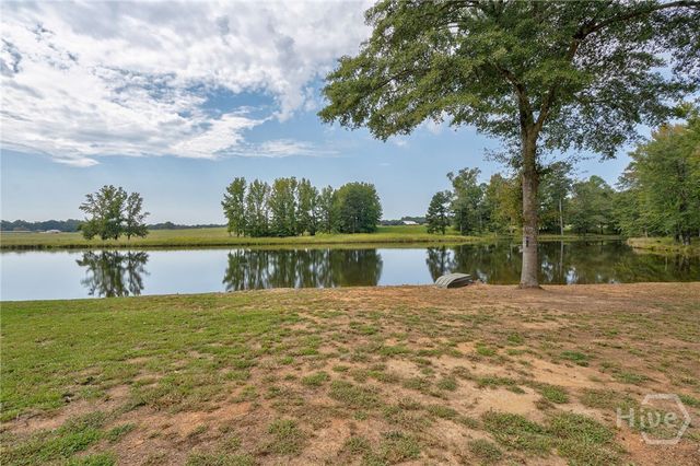 1364 Old Bishop Road, Bishop, GA 30621