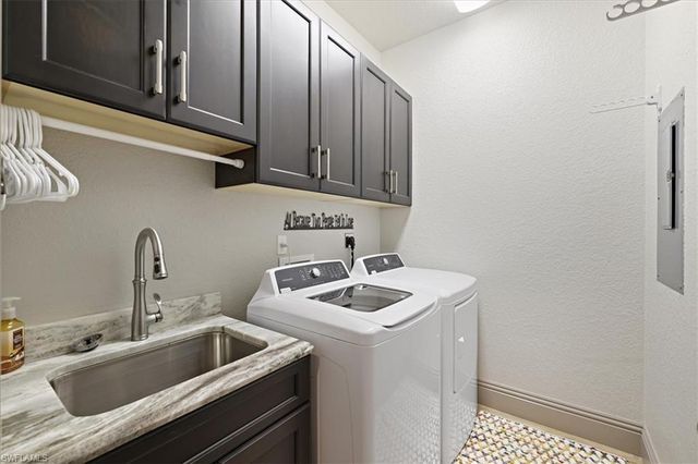 4235 SE 20th PL # C404, Cape Coral, FL 33904