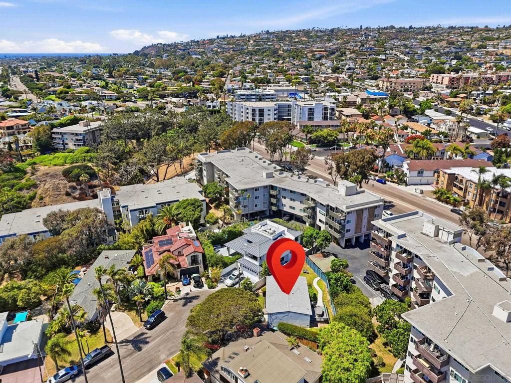 665 Pacific View Dr, San Diego, CA 92109 — photo 2