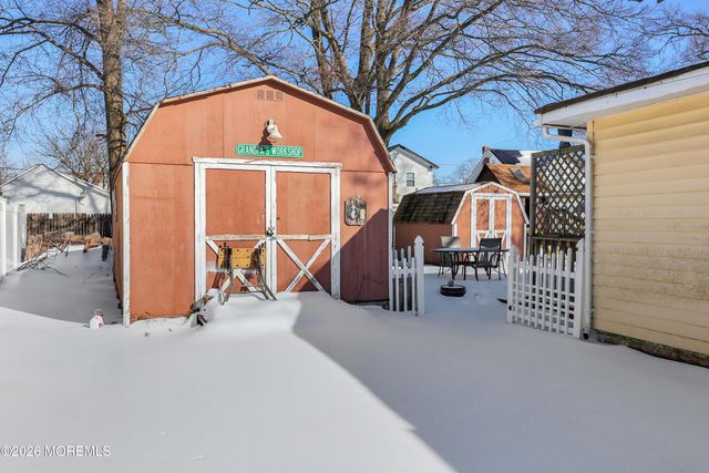 32 Seawood Avenue, Keansburg, NJ 07734