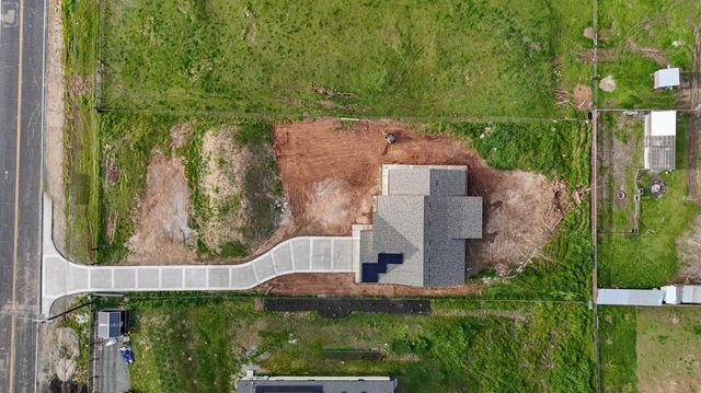 2775 Village Dr, Ione, CA 95640