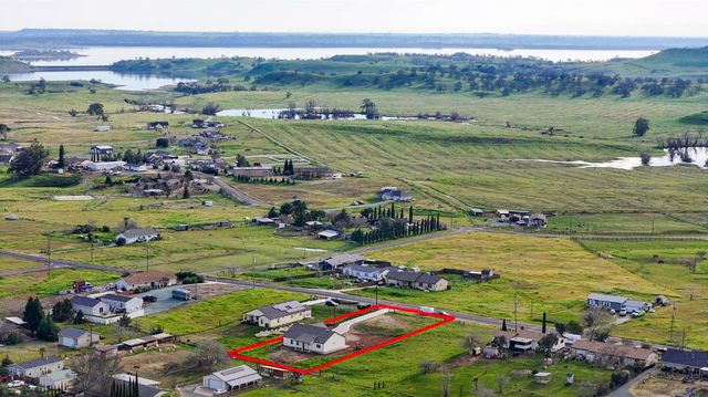 2775 Village Dr, Ione, CA 95640