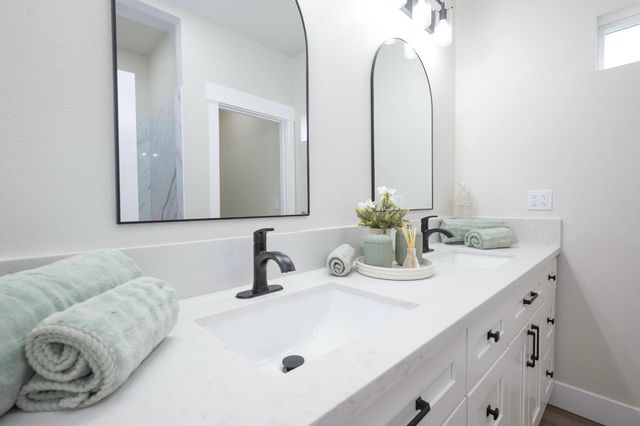 2775 Village Dr, Ione, CA 95640