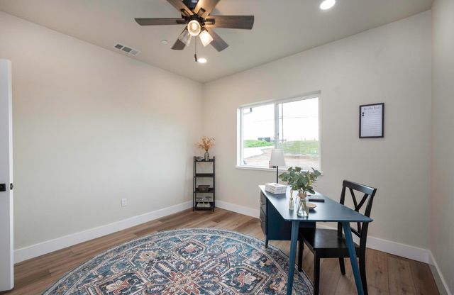 2775 Village Dr, Ione, CA 95640