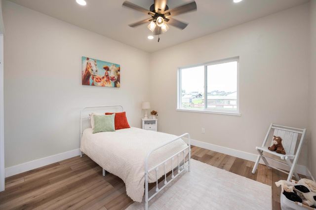 2775 Village Dr, Ione, CA 95640