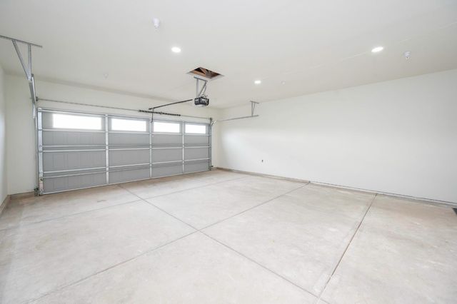 2775 Village Dr, Ione, CA 95640