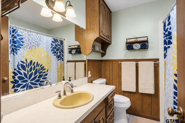 529 Woodside Dr, Hideaway, TX 75771