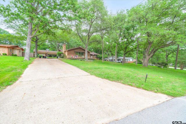 529 Woodside Dr, Hideaway, TX 75771