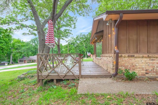 529 Woodside Dr, Hideaway, TX 75771