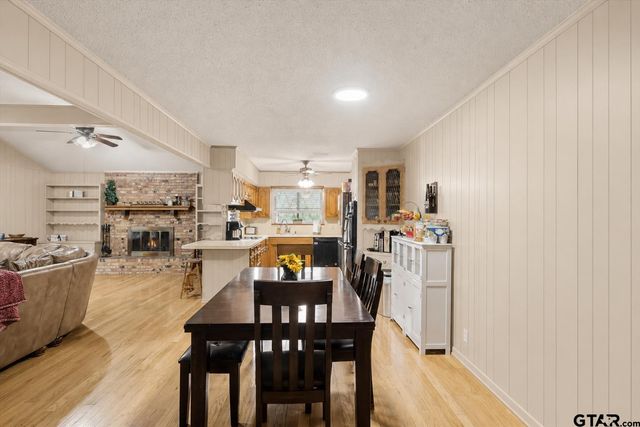 529 Woodside Dr, Hideaway, TX 75771