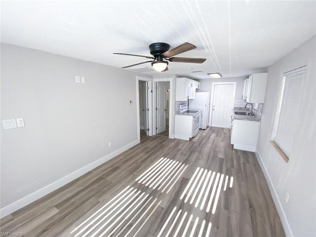 1526 Wood RD, North Fort Myers, FL 33903