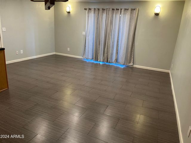 740 W ELM Street 110, Phoenix, AZ 85013