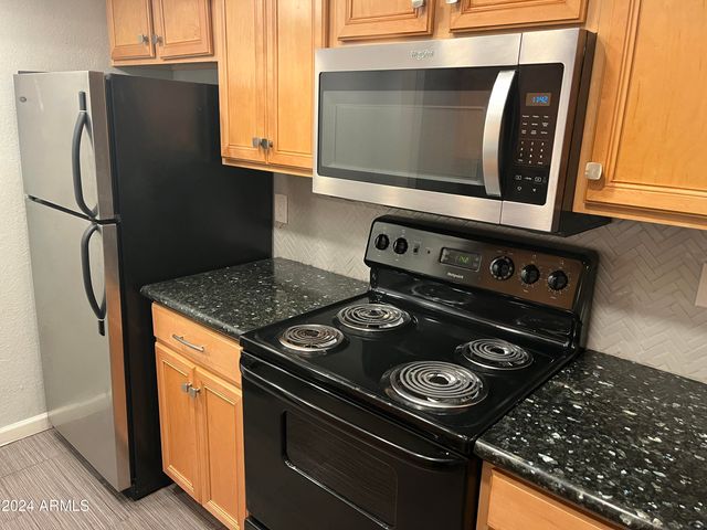 740 W ELM Street 110, Phoenix, AZ 85013