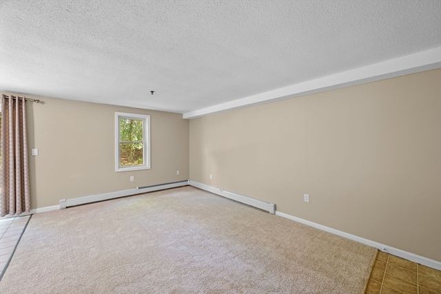 68 Lantern Ln 7, Dracut, MA 01826