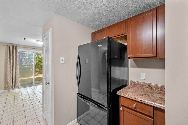 68 Lantern Ln 7, Dracut, MA 01826