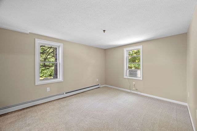 68 Lantern Ln 7, Dracut, MA 01826