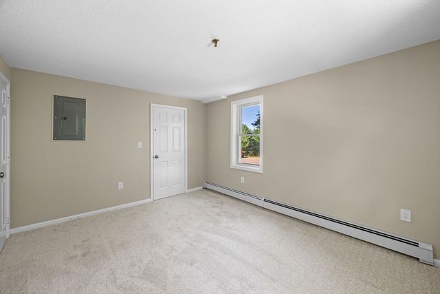 68 Lantern Ln 7, Dracut, MA 01826
