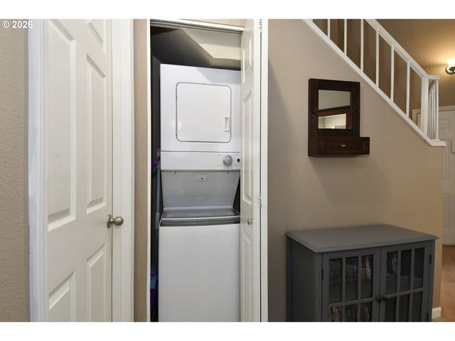 10222 Se TALBERT St, Clackamas, OR 97015