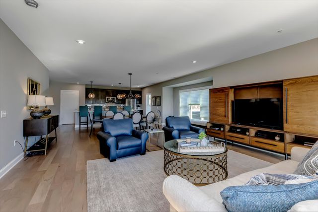 5189 Highpointe Lakes Drive, 8105, Westerville, OH 43081