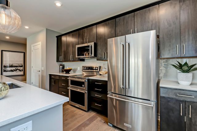 5189 Highpointe Lakes Drive, 8105, Westerville, OH 43081