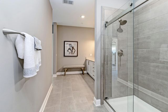 5189 Highpointe Lakes Drive, 8105, Westerville, OH 43081