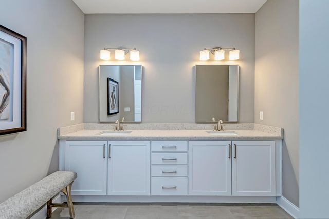 5189 Highpointe Lakes Drive, 8105, Westerville, OH 43081