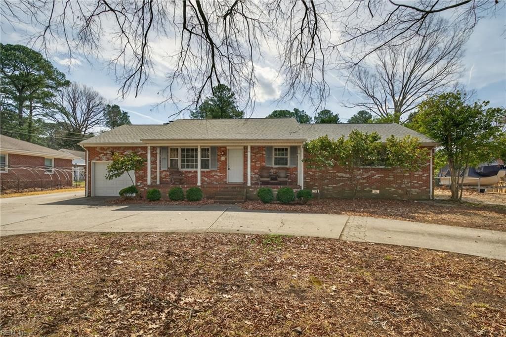 217 Cedar RD, Chesapeake, VA 23322