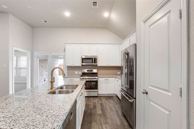 5608 Crestview Drive, Celina, TX 75009