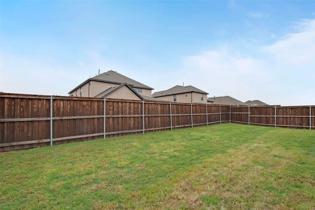 5608 Crestview Drive, Celina, TX 75009