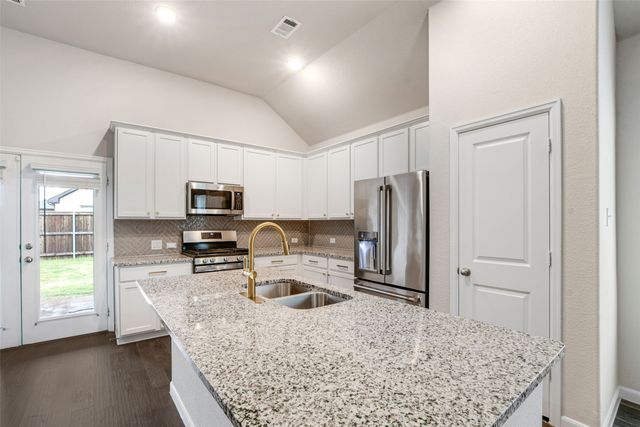 5608 Crestview Drive, Celina, TX 75009