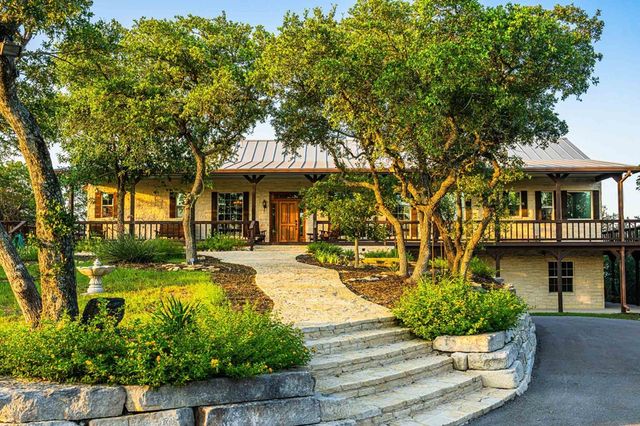 38 Seewald Rd, Boerne, TX 78006