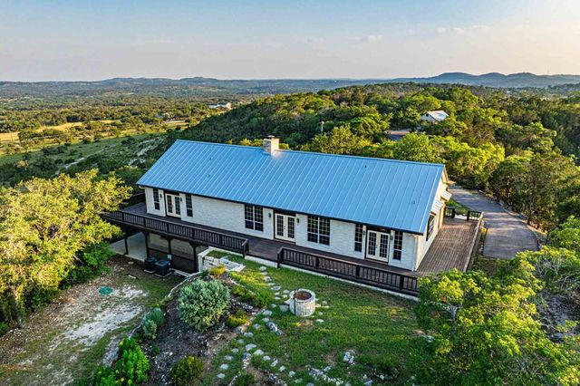 38 Seewald Rd, Boerne, TX 78006