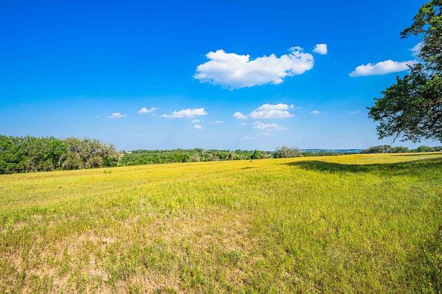 38 Seewald Rd, Boerne, TX 78006