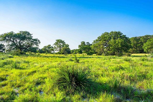 38 Seewald Rd, Boerne, TX 78006